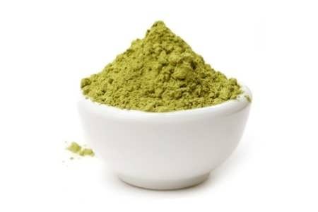 Bestsvetnaya khna dlya obyema volos