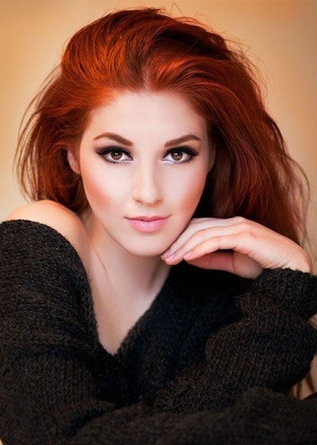 zolotisto-mednyy-tsvet-volos