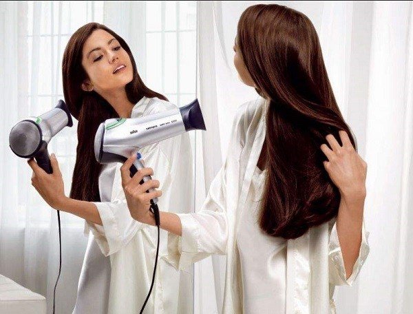 kak-pravilno-sushit-volosy-fenom5