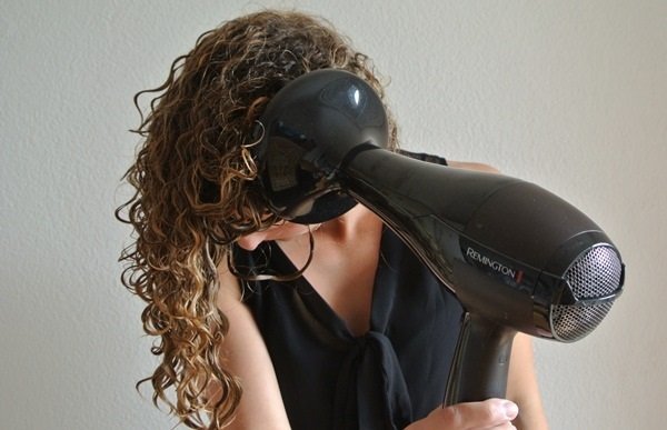 zavivka-volos-na-dlitelnoe-vremya23