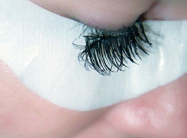 chem-snyat-naroshchennye-resnica-samostoyatelno1