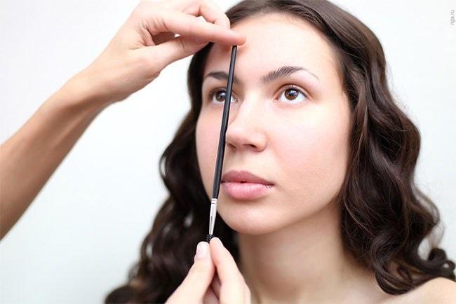 kak-pravilno-podstrich-brovi2