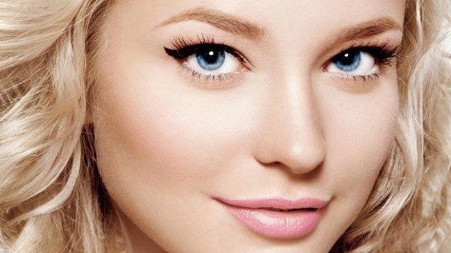 tatuazh-brovej-dlya-blondinok-vybor-metoda-cveta-i-formy5