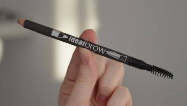 vidy-i-naznachenie-korrektorov-dlya-brovej12