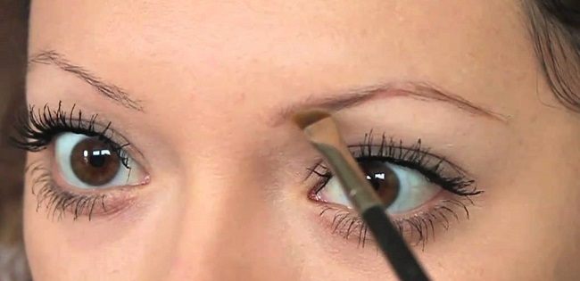 prichiny-redkih-brovej-i-sposoby-ih-vosstanovleniya6