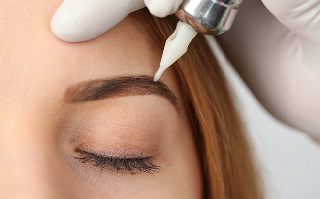 prichiny-redkih-brovej-i-sposoby-ih-vosstanovleniya8