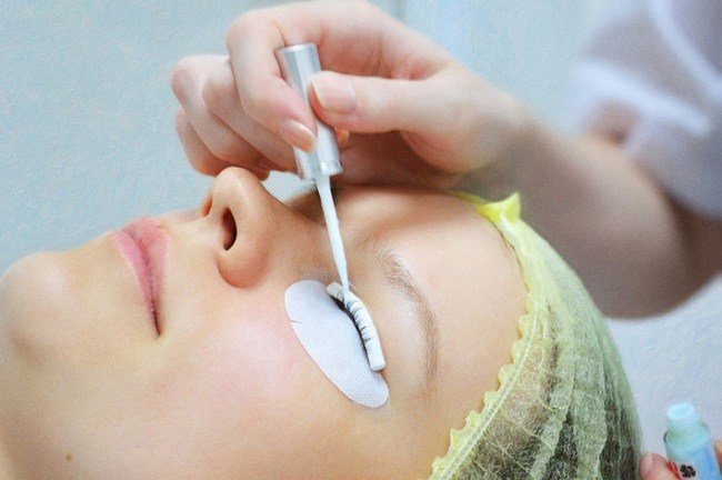 vsyo-o-botokse-dlya-resnic4