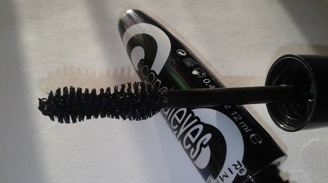 kakaya-shchetochka-dlya-resnic-luchshe6