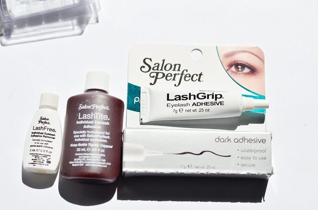 obzor-samogo-luchshego-kleya-dlya-naroshchennyh-resnic9