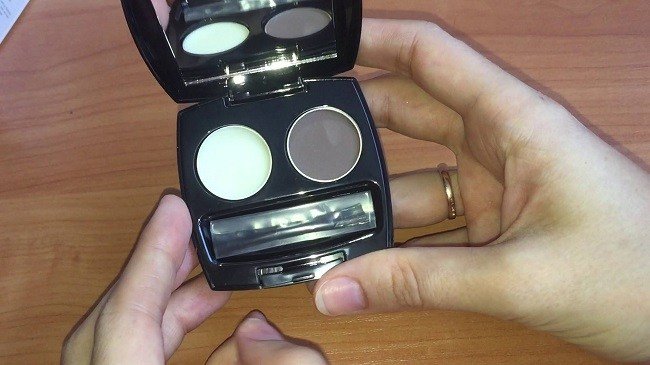 teni-dlya-brovej-s-voskom-vybiraem-i-ispolzuem6